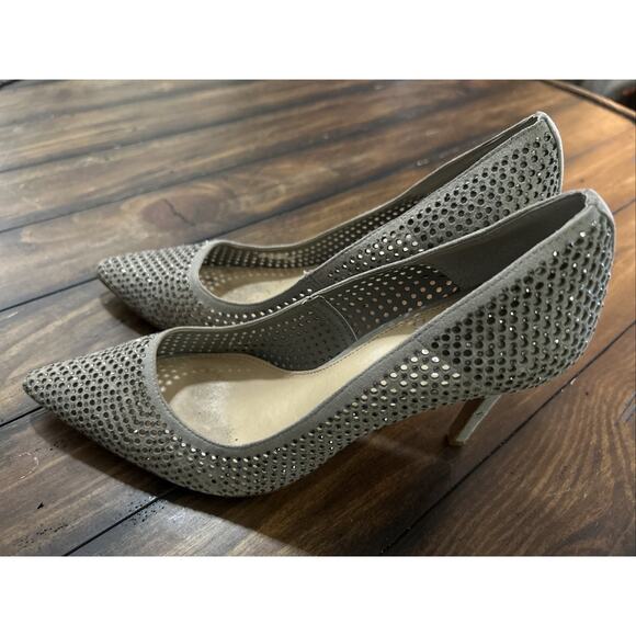 Vince Camuto Pointed Toe Mesh Heel Grey Silver Embellishments Size 8.5 - Picture 2 of 11